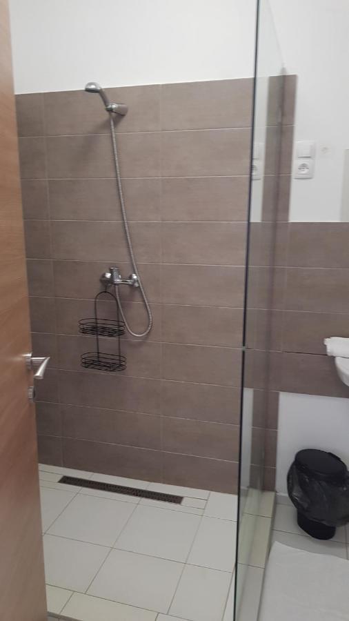 Vegvar Delux Apartman Gyula Exteriér fotografie